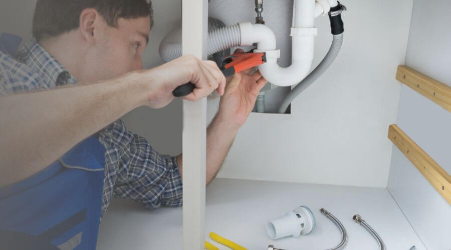 Professional emergency plumbing in Floyd, IA